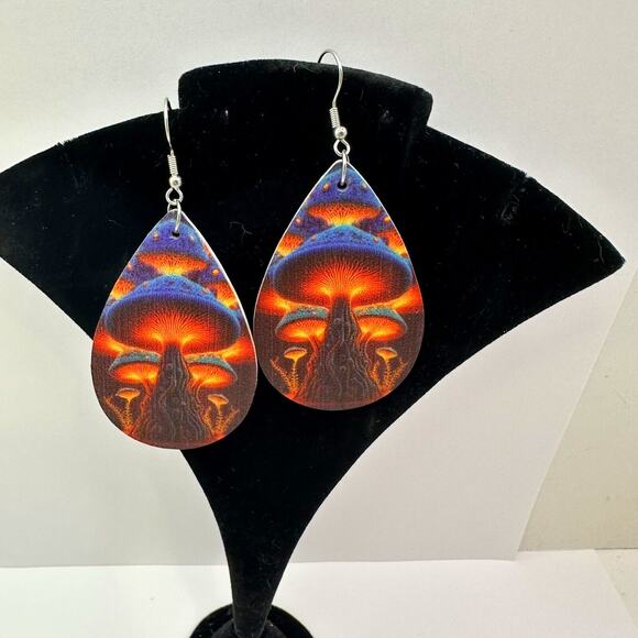 Mushroom Earrings Psychedelic Teardrop Dangle Earrings Funky Jewelry - Picture 4 of 4